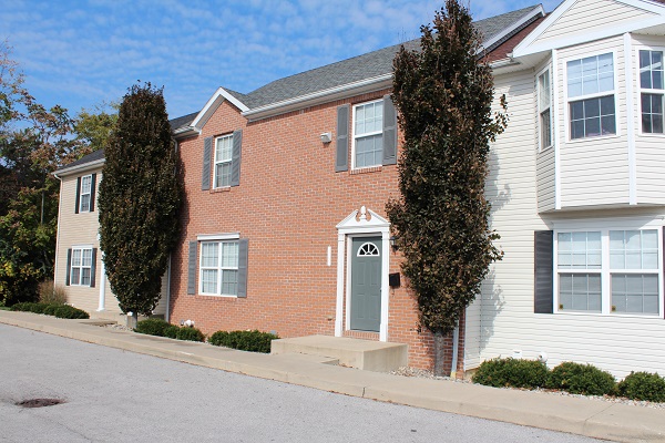 1103 N Byrne Rd.